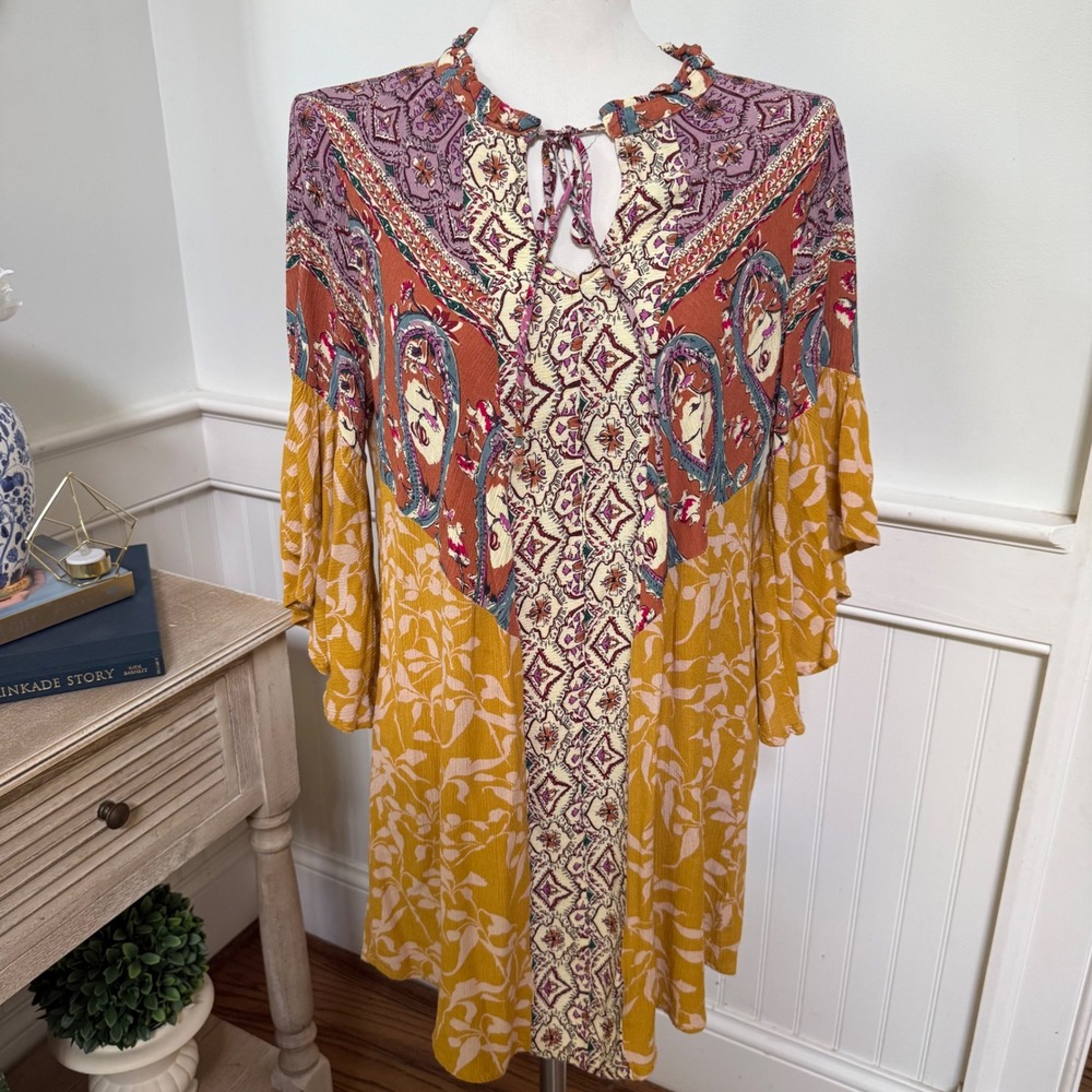 Umgee Womens Small Boho Mixed Paisley Floral Bell Sleeve Tunic Dress Mustard
